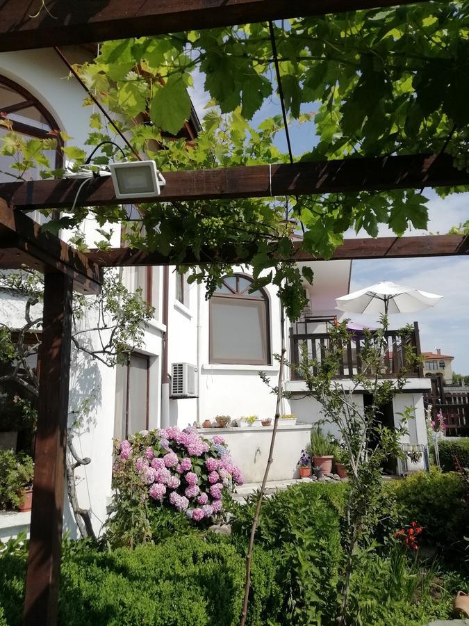 South Beach Villa Sinemoretz Exteriör bild